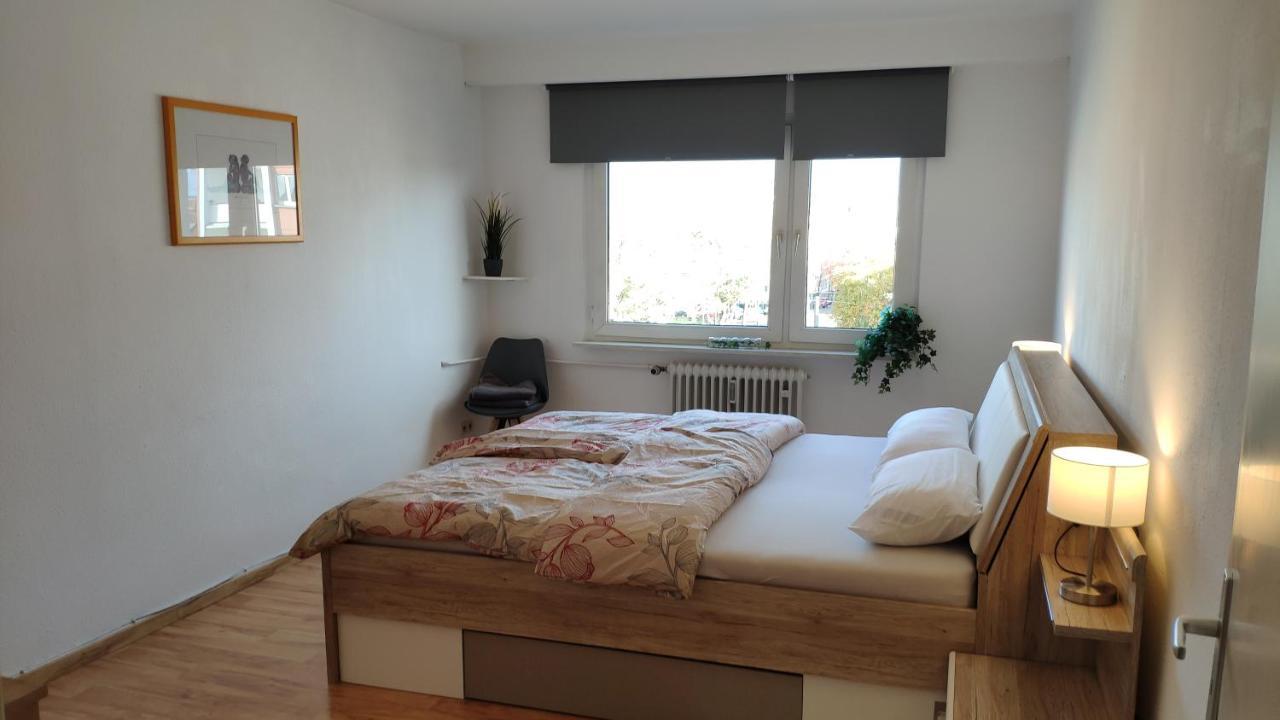 Zen Apartments - Geraumig Fur 4 - Zentral - Balkon - Netflix คาร์ลสรูเฮอ ภายนอก รูปภาพ