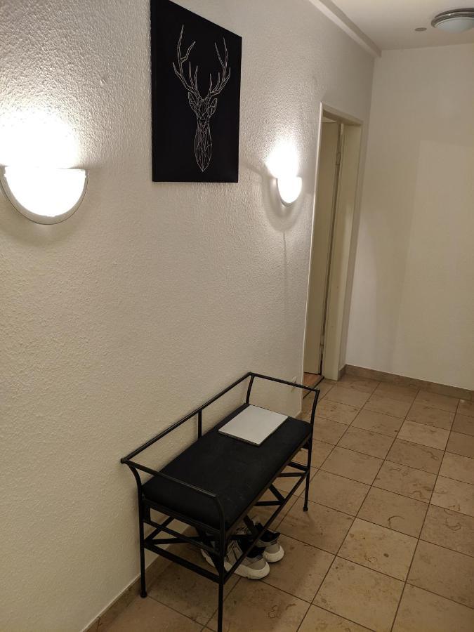 Zen Apartments - Geraumig Fur 4 - Zentral - Balkon - Netflix คาร์ลสรูเฮอ ภายนอก รูปภาพ