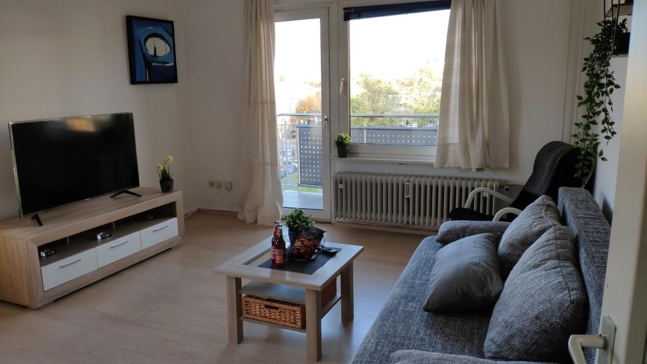Zen Apartments - Geraumig Fur 4 - Zentral - Balkon - Netflix คาร์ลสรูเฮอ ภายนอก รูปภาพ
